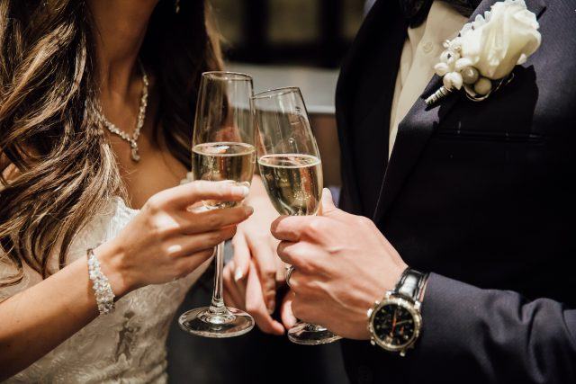 Bride & Groom Champagne Cheers